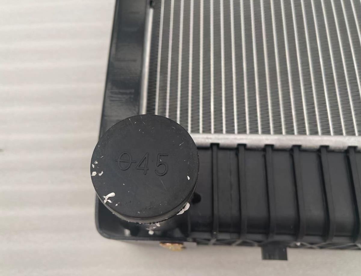 Shacman Delong F3000 Aolong Aluminiyam yeAluminiyam iNdibano yeRadiator DZ9112532888 B